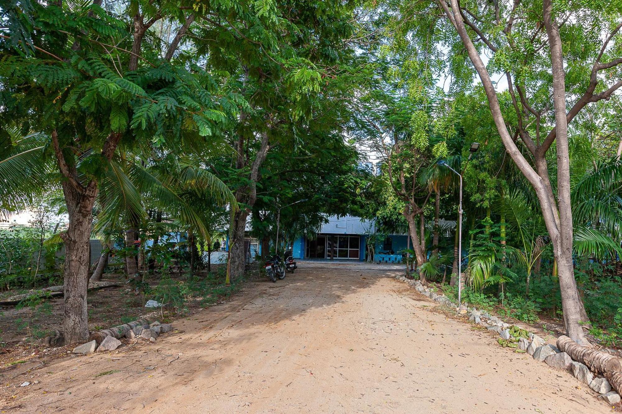 Collection O Ammayi Hotels & Resorts Tiruvannámalaj Kültér fotó
