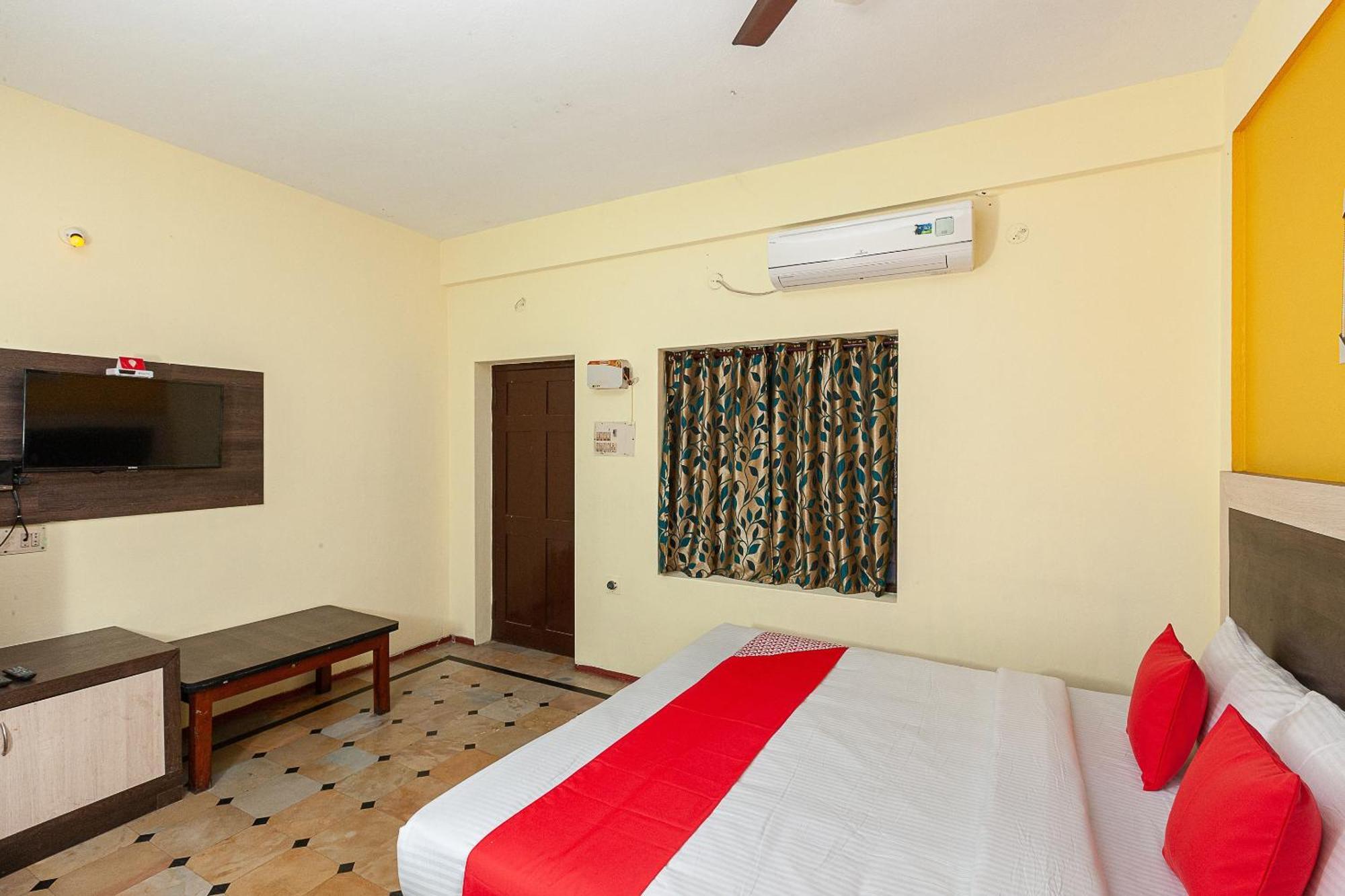 Collection O Ammayi Hotels & Resorts Tiruvannámalaj Kültér fotó